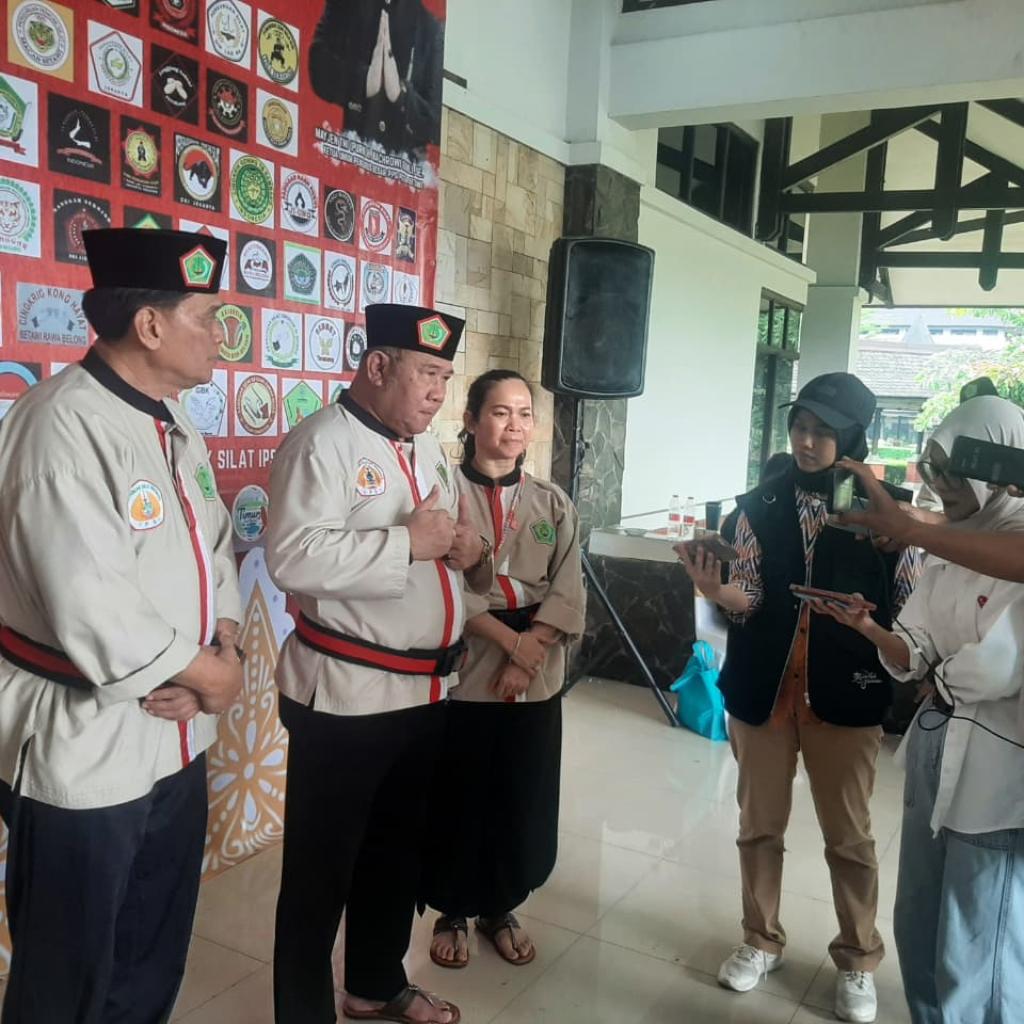 Pencak Silat Putra Betawi, Di Pimpinan Puncak Ada Jenderal Nachrowi Ramli